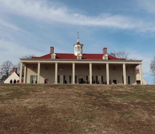 Touring George Washington’s Estate At Mount Vernon!
