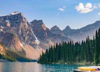 Virtual Hike: Moraine Lake Shoreline Trail, Banff, Alberta, Canada