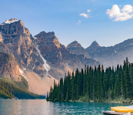 Virtual Hike: Moraine Lake Shoreline Trail, Banff, Alberta, Canada