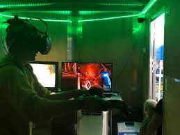 Virtual Reality, Real fun – SteamVR featuring the HTC Vive | Iowa VR Labs