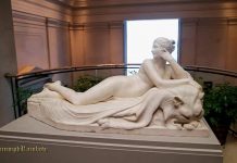 Sainsbury Wing VR tour